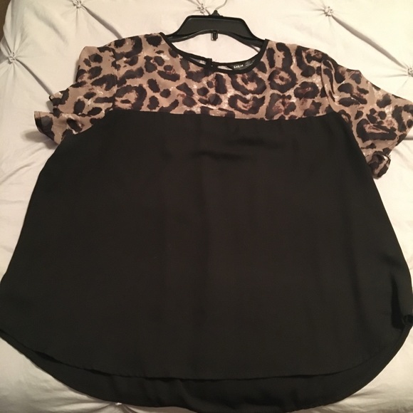 Black and leapord print blouse - Picture 7 of 7